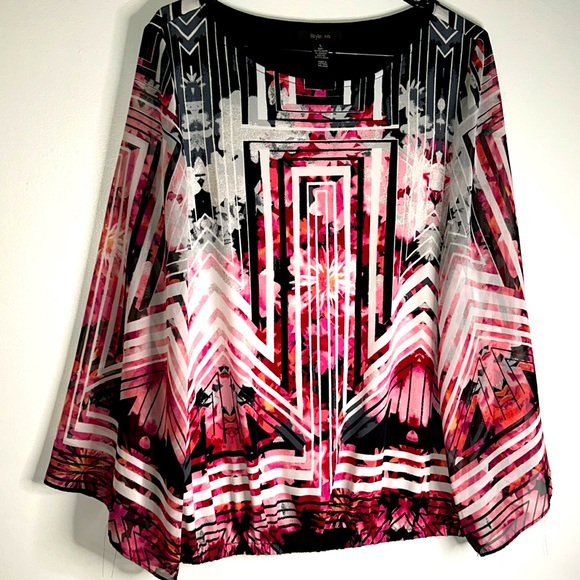 Style & Co long sleeves top size L balloon hem floral pink black white bold boho - Picture 1 of 7